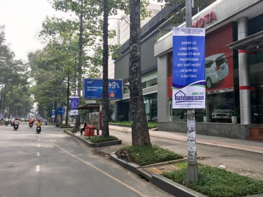 Dịch vụ treo băng rôn TPHCM giá rẻ, chất lượng 1 Dịch vụ treo băng rôn TPHCM là gì?